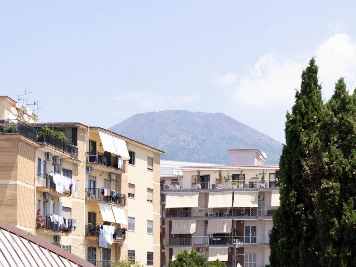 Panorama Love To Stay Ercolano Luaran gambar